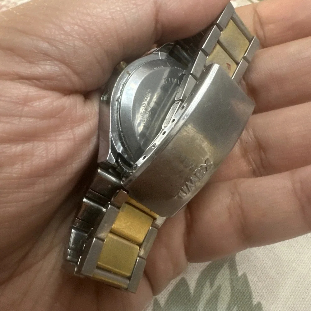 Vintage Timex Rare 1977 Digital Assembled By Howard Hughes U.S.A. 38mm -UNTESTED